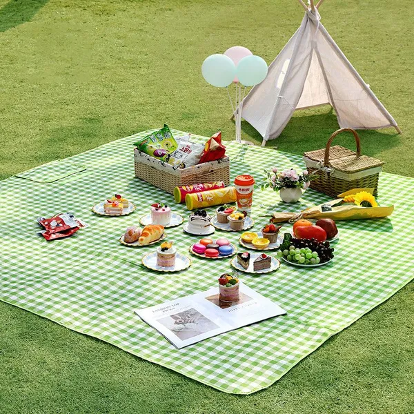 Beach Mat & Picnic Blanket Supplier