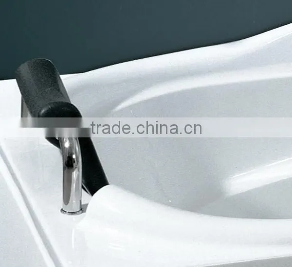 Economy Stype Spa Bathtub, Whirlpool Bathtub, Massage Bathtub From Foshan photo-2
