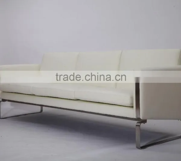 Modern Designer Furniture China Manufacturer Hans J Wegner CH103 3 Seat Sofa Replica photo-2