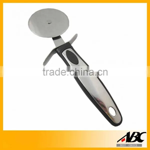Stainless Steel Pizza Cutter With Plastic Handle photo-5