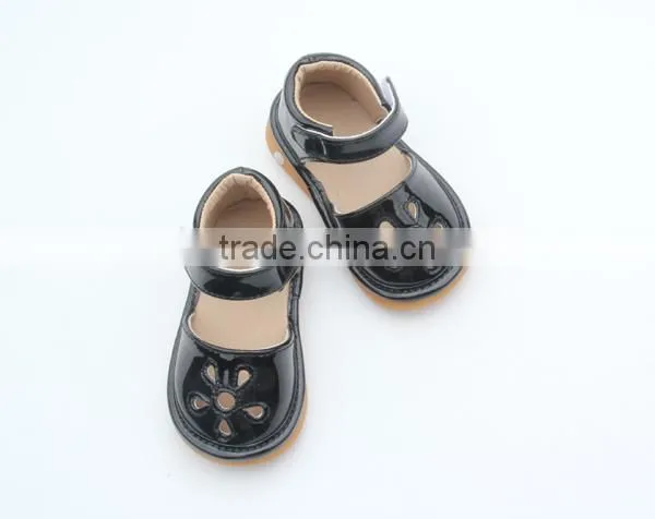 New Style Kids Rubber Baby Shoes Squeaky Shoes for Black photo-4