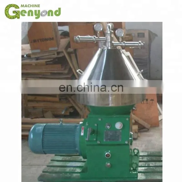 GYC Automatic Discharge Small 500L/H Disc Dairy Milk Fat Cream Separator photo-3