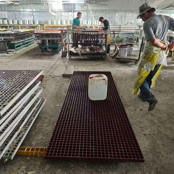 Panel de Rejilla FRP para Centro de Jardinería, Resistente a la Intemperie, Antideslizante, para Pasillo Comercial