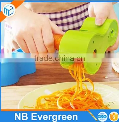 New Kitchen Accessories Cooking Tool Vegetable Slicer Spiral Cutter With Sharpener Spiral Twister Cutter 2 in 1 Slicer Sharpener photo-2