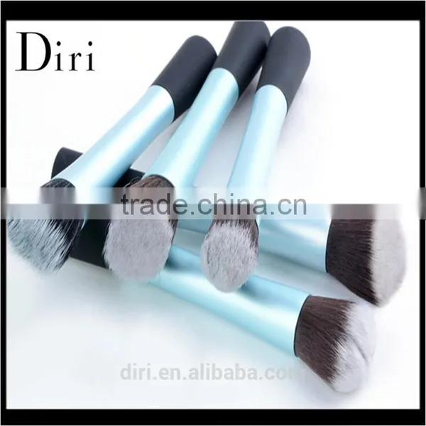 OEM Wholesale Long Handle Concealer Brush Reviews photo-5