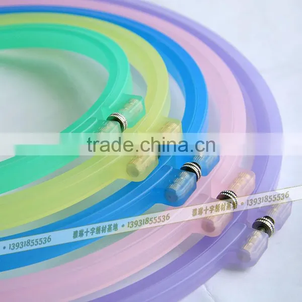 Wholesale Colorful Embroidery Frames Cheap Plastic Hoops Frosted Embroidery Hoop Cross Stitch 15cm 18cm 21cm photo-3