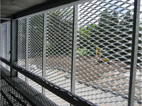 Aluminum Wire Mesh Screen Fence Panels photo-4