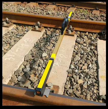 Digital Track Gauge for Track and Switch Geometry Measuring photo-2