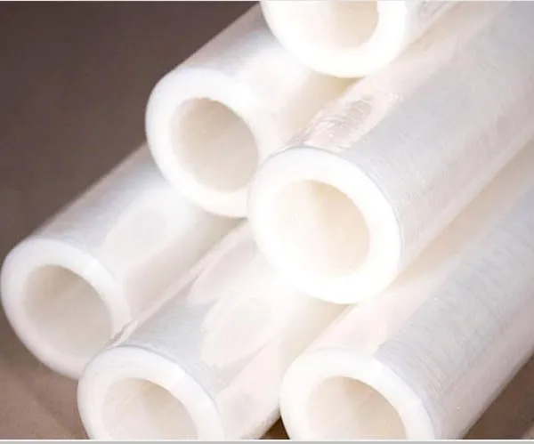 Film étirable pour palette en LLDPE haute clarté pour emballage et enveloppement sécurisés