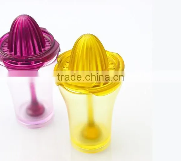 Multi-function 3 Ways Hand Juicer/ Fruit Juicer/lemon Juicer With Cup photo-2