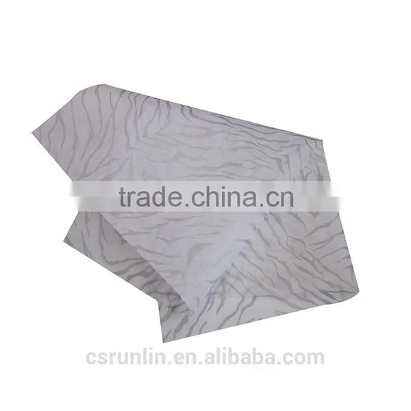 Colored Floral Wrapping Paper Nonwoven Cloth photo-4