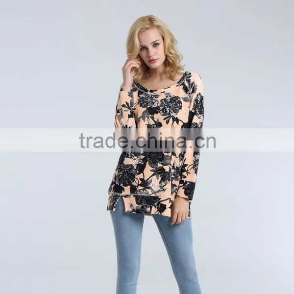 Women's Loose Knit Sweatshirt With Printed Floral photo-4