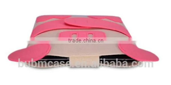 Red Color 9.7 Inch Wool Felt Tablet Case Cute Cartoon Pig Bag Tablet Sleeve Tablet Pouch photo-3