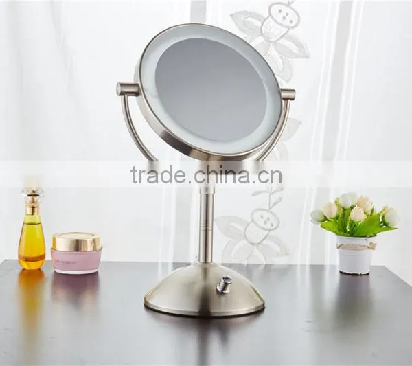 Double-sided Battery-operated Makeup Mirror With 3X Magnification, LED Mirror photo-3