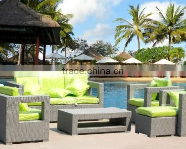 Fashionable Patio Wicker Sofa Set photo-4