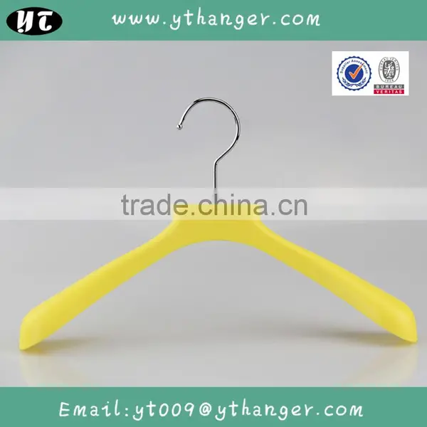 HA6957 Cheap Plastic Coat Hanger New Design Women Clothes Hanger Supplier's Choice photo-3