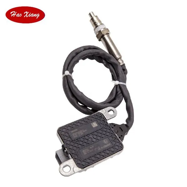Haoxiang Auto New Material Europe Truck Nox Sensor Nitrogen Oxide Sensor  68210084AA  5WK96742  For Freightliner Blue Bird