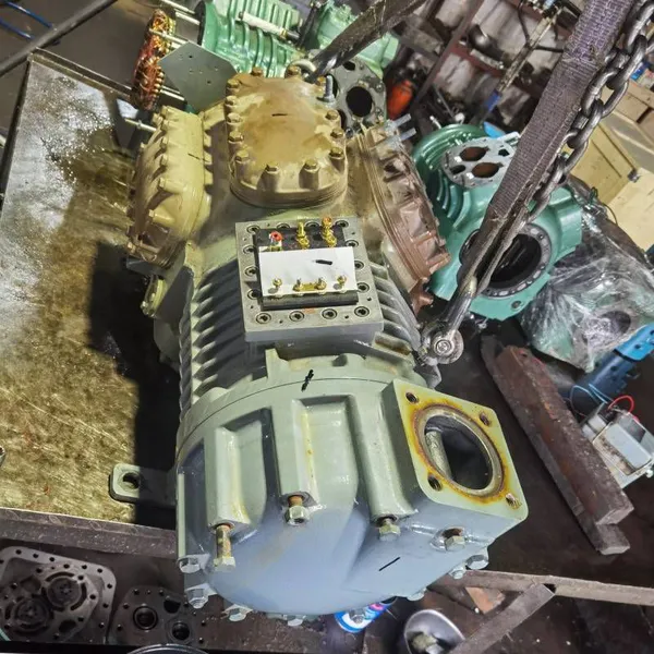 Repair of Shaft Seizure for Bitzer 90p Parallel Compressors; Replacement of Bearings for Hanbell lt - s - 83/41 and Modification of the Unit's Electronic Control photo-4