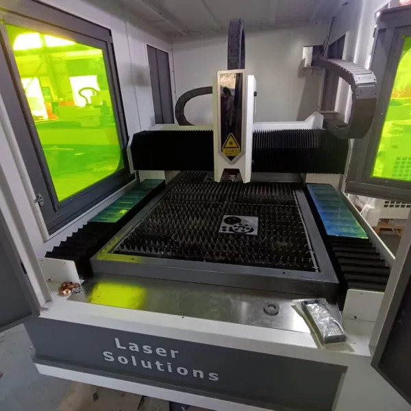 The Small Electronic Laser Cutting Machine Can Cut Metal Plates, and Can be Customized to Specifications of 1000*1500mm