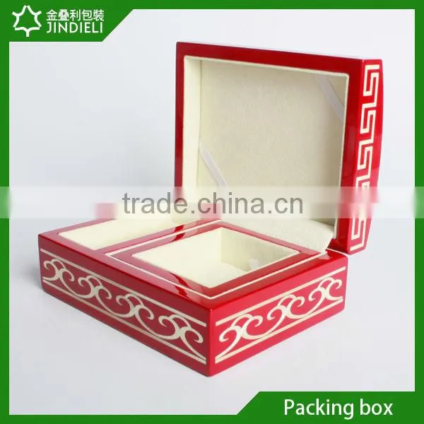 Red Vintage Wood Box