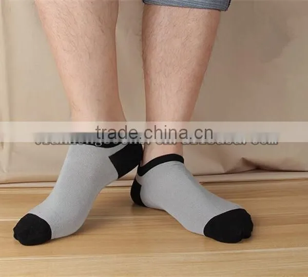 2016 Hot Sale Fashion Bamboo Cotton Loafer Low Cut Socks Men photo-2