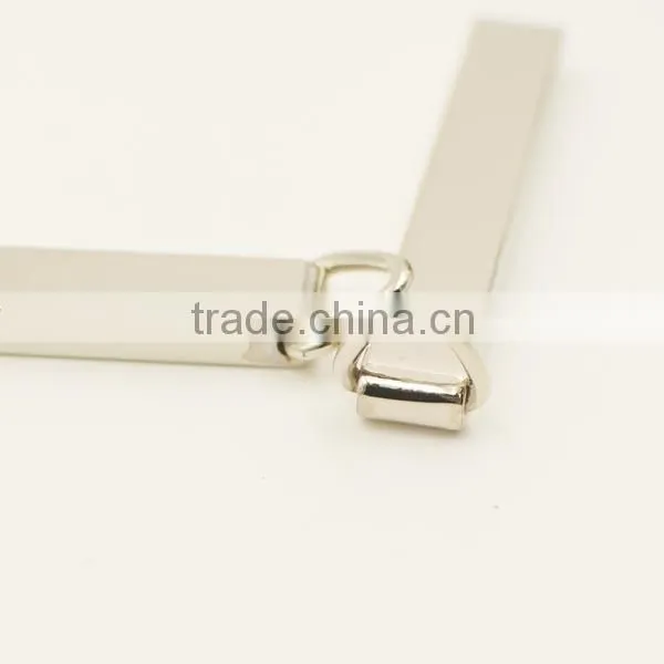 Oblong Metal Zipper Puller Head of Drag Chain photo-2