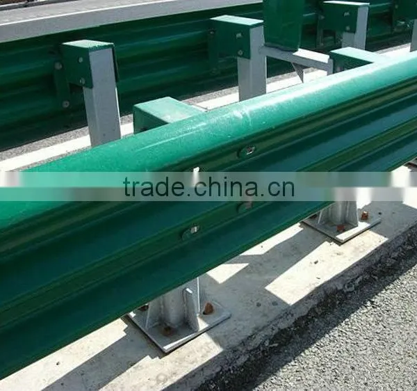 Factory Made Highway Metal Road Safety Guardrail Price for Road Barrier Use photo-5
