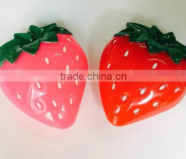 FB0322-2 Strawberry Shape Organic Lip Balm photo-5