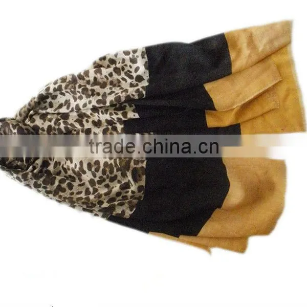2015 New Season Fashion Leopard Design Wild and Hot Style Lady Scarf