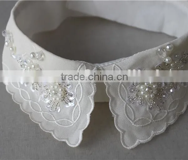 White Detachable Collar With Crystal Sequins and Pearls, Beaded Collars for Lady Garments photo-3