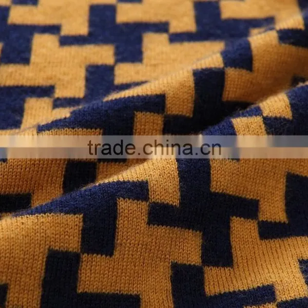 100% Fine Wool Men's Yellow Cardigan With Pattern photo-6