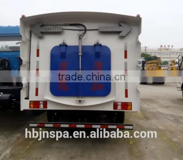 Best-selling Dongfeng Road Sweeper Truck for Sale photo-4
