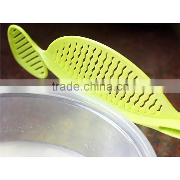 Multifunctional Kitchen Rice Washing Long Handle Colorful Plastic Mini Spoon photo-6