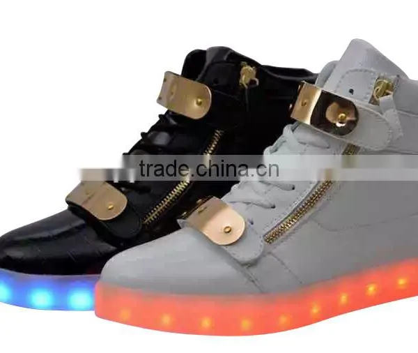 Boy and Girls LED Lights Sports Shoes photo-3