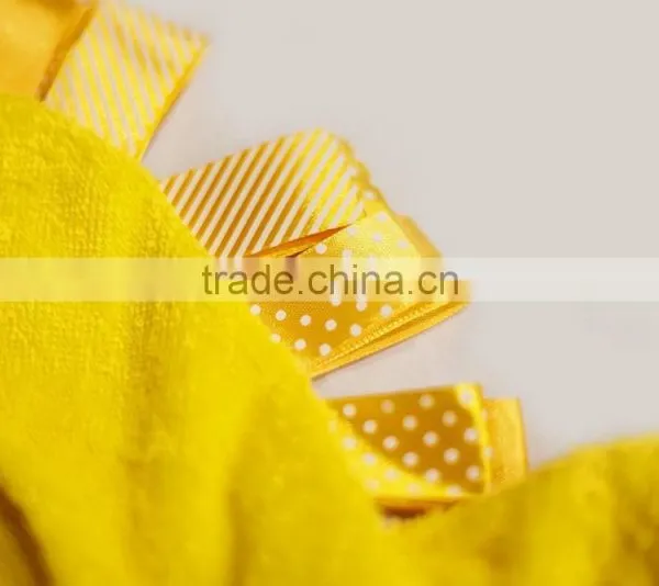 Yellow Lion Terry Cotton Hooded Bathrobe for Promotion photo-4