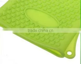 FDA Approved Various Animal Shaped Heat Resistant Finger Gloves photo-3