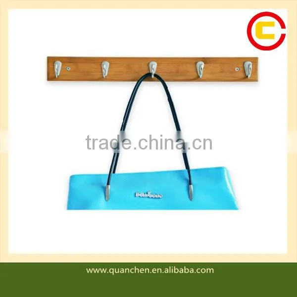 Beautiful Solid Easy To Clean Bamboo Coat Hanger