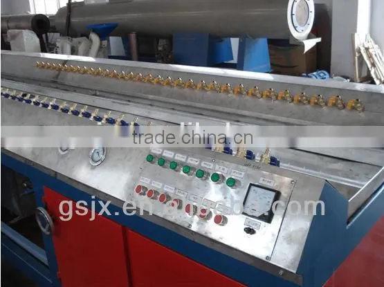 WPC PVC Window Extruder photo-3