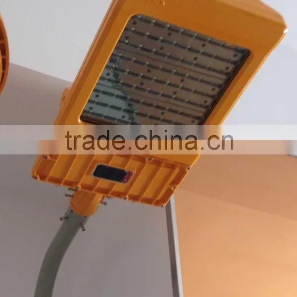 BAT55 China Supplier High Quality Explosion Proof LED Energy Saving Lamp IP65 photo-6