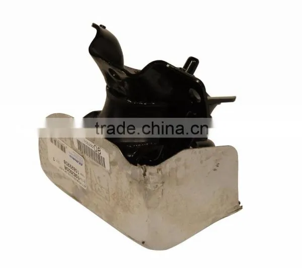 15829208 Auto Spare Parts Right Engine Mount for GM photo-2