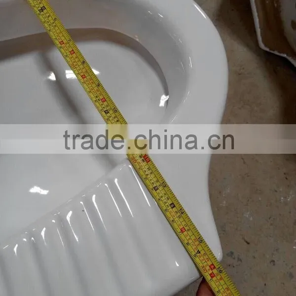 Gloss Squatting Pan With Siphon Trapway Fender photo-5