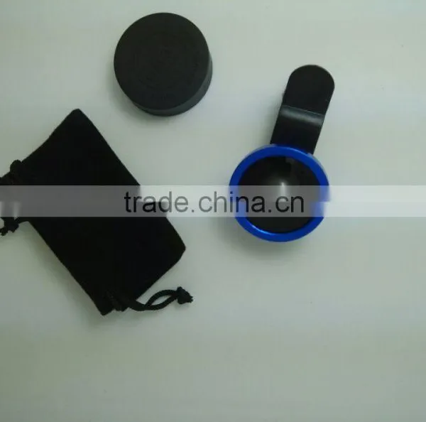 Popular Phone Lens Fisheye Lens 0.67x Wide-angle Photographic Lens 3 in 1 Lens Kit photo-4