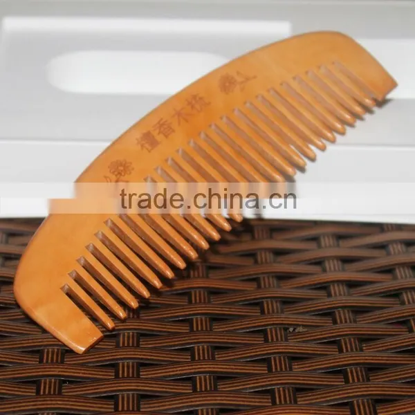 Wholesale Different Shape Of Natural Sandalwood Comb Popular Natural Health Care Comb Anti-static Peach Wood Hair Comb