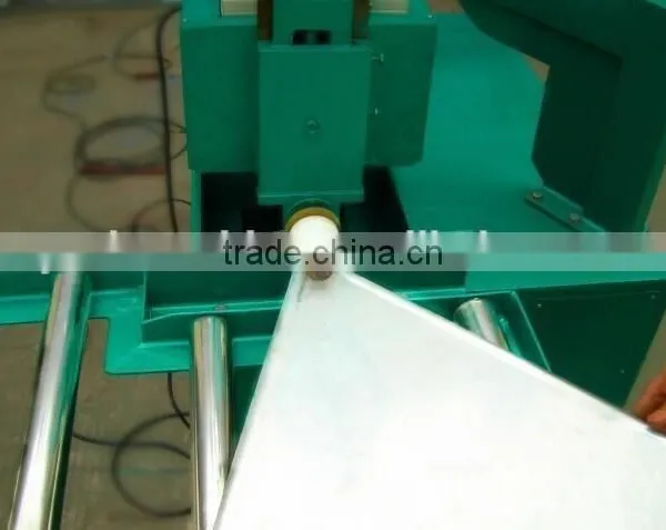 Circle Road Signs Making Machine photo-3