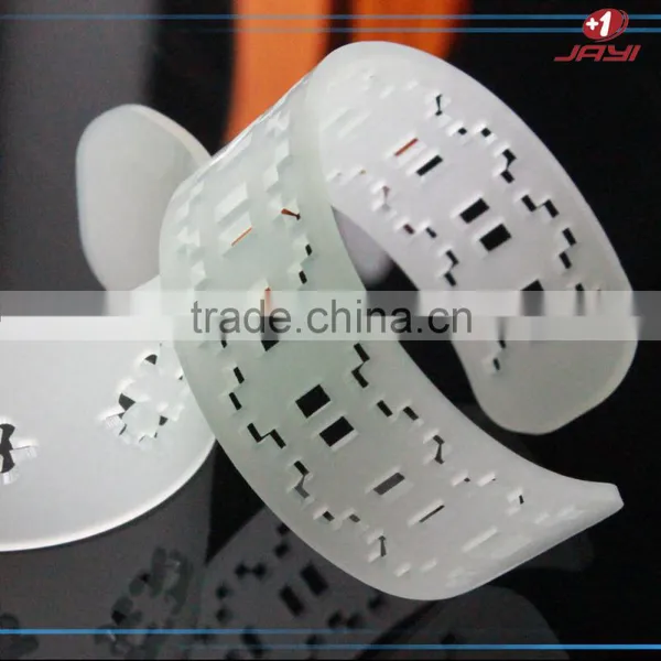 Wholesale Custom Luxury Charm Acrylic Lucite Plastic Wedding Bracelet and Bangle photo-4