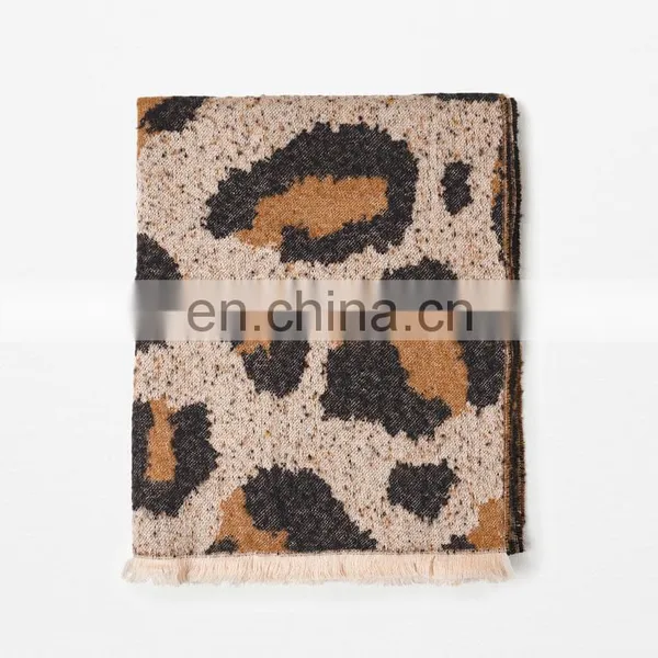 Autumn And Winter Leopard Prints Animal Stripes Printing Thickening Double Scarf photo-2