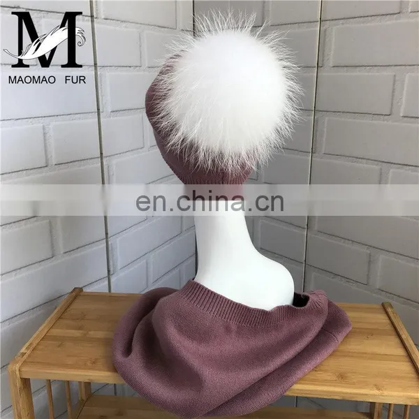 Women Cashmere Knitted Collar Raccoon Fur Pompom Hat Wholesale Hat and Scarf Sets photo-3