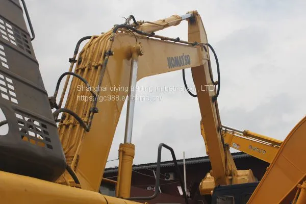 USED KOMATSU PC200 JAPAN CRAWLER EXCAVATOR