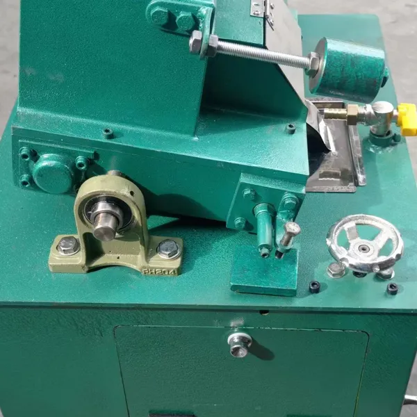 Factory-Direct Jade Shaping Machine Crystal Agate Molding Machine Buddhist Bead Round Bead Processing Machine photo-3