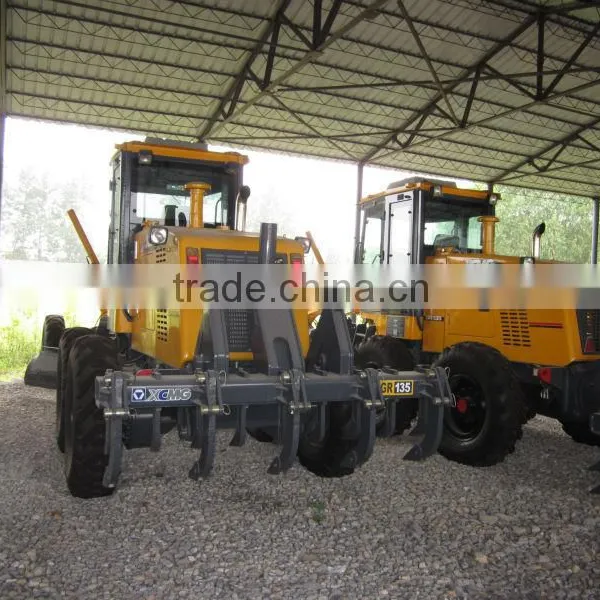 XCMG 135HP Motor Grader GR135 With 6BT5.9-C130 photo-3